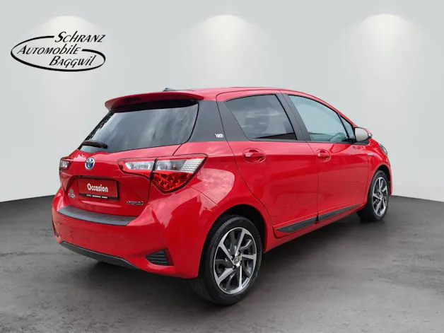 Toyota Yaris 1.5 VVT-i HSD Trend