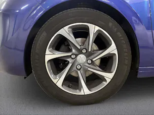 PEUGEOT 208 1.6 e-HDI Allure EGS