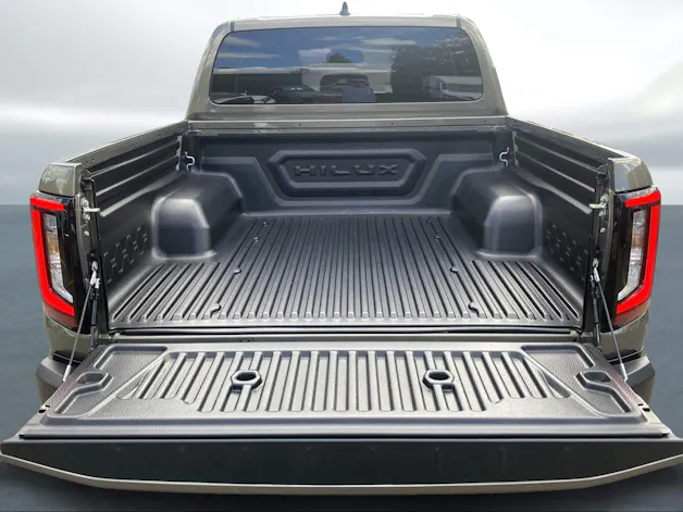 Toyota Hilux Double Cab.-Pick-up 2.8 D-4D MHEV 204 Style