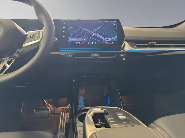 BMW X1 30e xDrive paddles