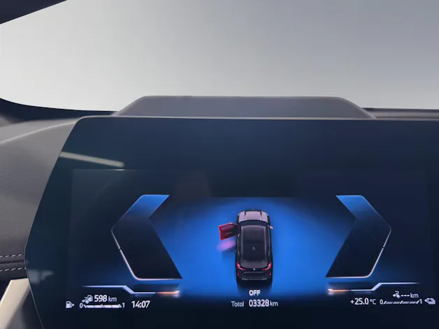 BMW X1 30e xDrive paddles