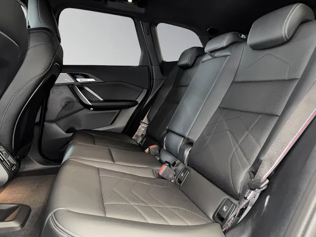 BMW X1 30e xDrive paddles