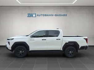 Toyota Hilux Double Cab.-Pick-up 2.8 D-4D MHEV 204 Invincible