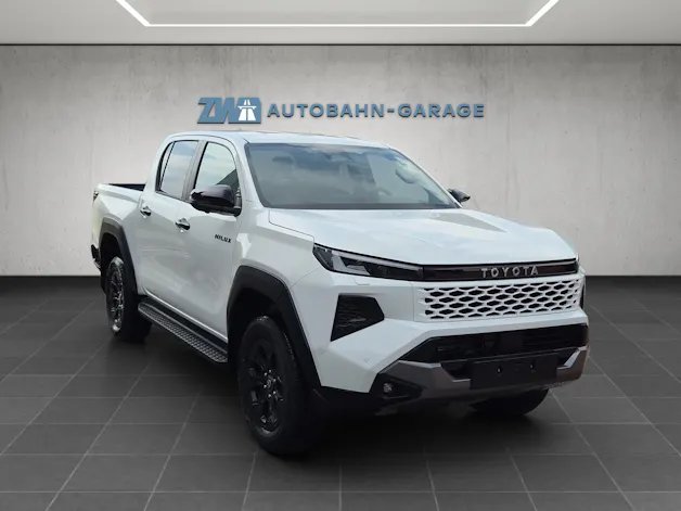 Toyota Hilux Double Cab.-Pick-up 2.8 D-4D MHEV 204 Invincible