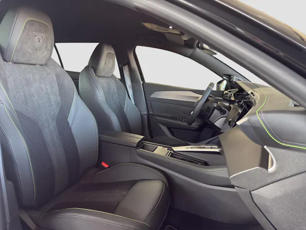 Peugeot 408 1.2 Hybrid GT Exclusive