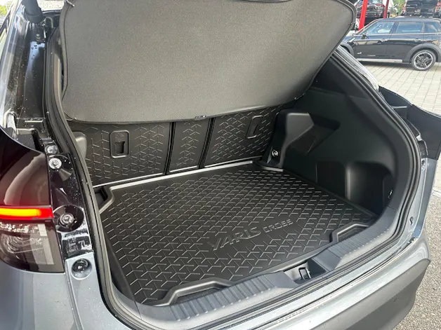 Toyota Yaris Cross 1.5 VVT-i HSD Premium AWD-i