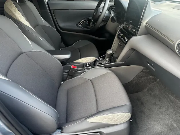 Toyota Yaris Cross 1.5 VVT-i HSD Premium AWD-i