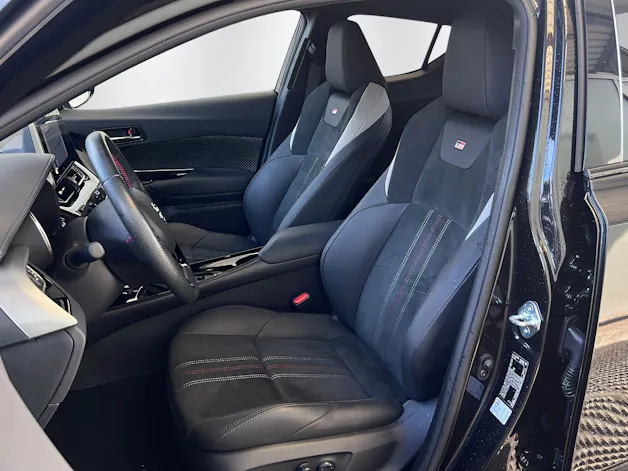 Toyota C-HR 2.0 VVTi HSD GR Sport