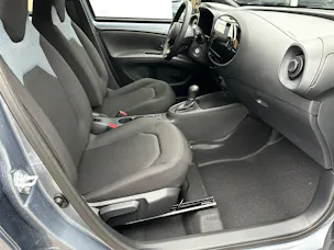 Toyota Aygo X 1.5 VVT-i HSD Comfort