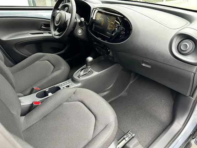 Toyota Aygo X 1.5 VVT-i HSD Comfort