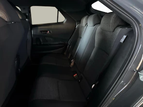 Fahrzeugbild TOYOTA C-HR 2.0 PHEV Swiss Edition