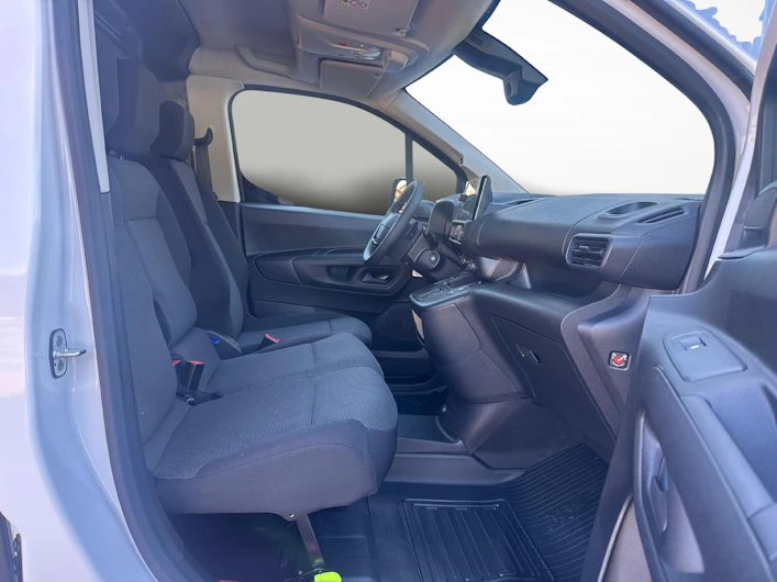 immagine del veicolo TOYOTA PROACE CITY
