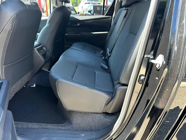 Toyota Hilux Double Cab.-Pick-up 2.8 D-4D MHEV 204 Style