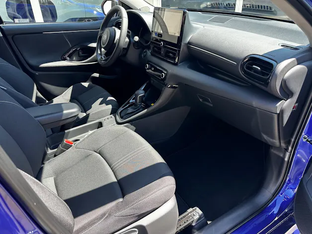 Toyota Yaris 1.5 VVT-i HSD Trend