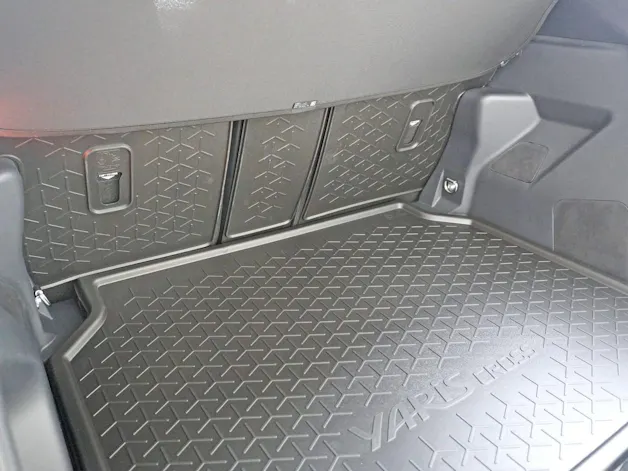 Toyota Yaris Cross 1.5 VVT-i HSD Premium AWD-i