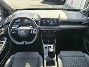 MG 3 1.5 Hybrid Luxury