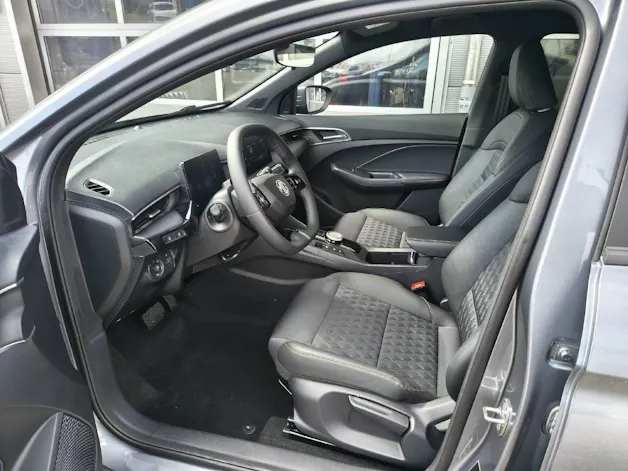 MG 3 1.5 Hybrid Luxury