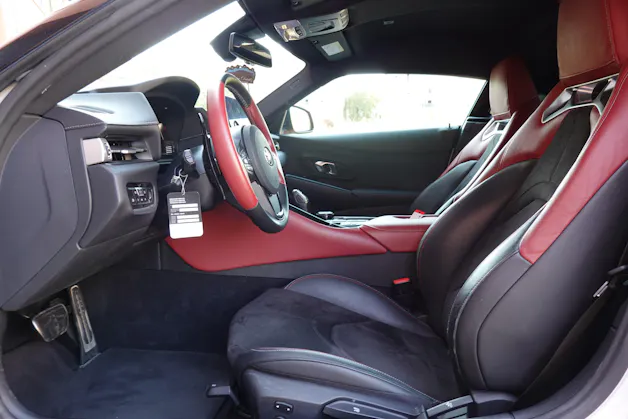 Toyota Supra GR 2.0i Turbo Sport Automat 8 - "CH Auto * Covering * Full Carbone * Jantes Concaver"