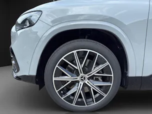 MERCEDES-BENZ GLB 350 4MATIC with EQ Technology