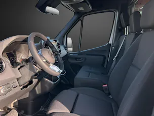 MERCEDES-BENZ Sprinter 319 CDI Standard 9G-TRONIC