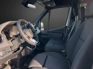 MERCEDES-BENZ Sprinter 319 CDI Standard 9G-TRONIC