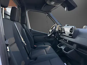 MERCEDES-BENZ Sprinter 319 CDI Standard 9G-TRONIC