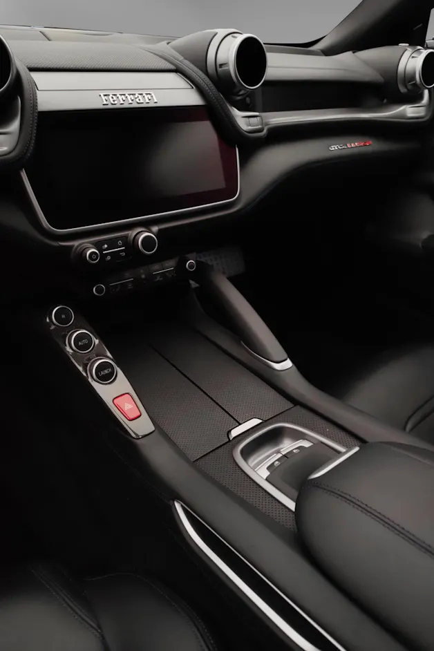 FERRARI GTC 4 Lusso