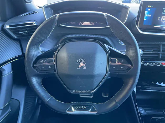 Peugeot 2008 e-GT