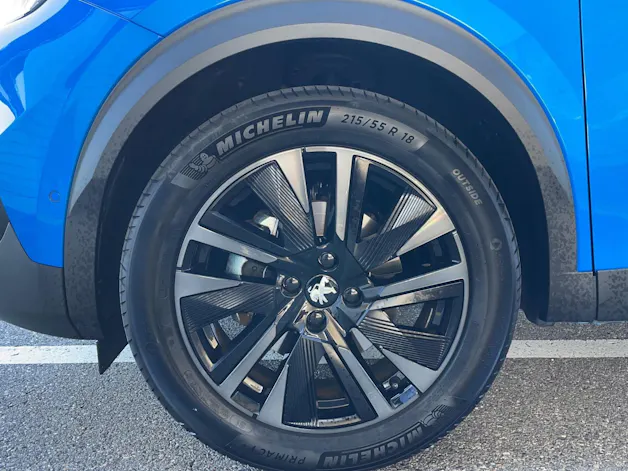 Peugeot 2008 e-GT