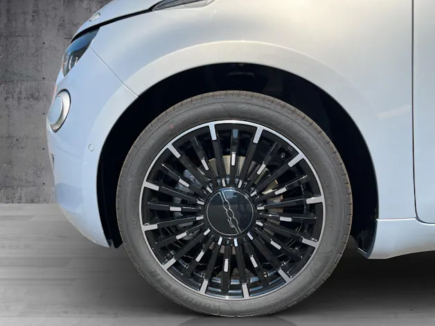 Fiat 500La Prima