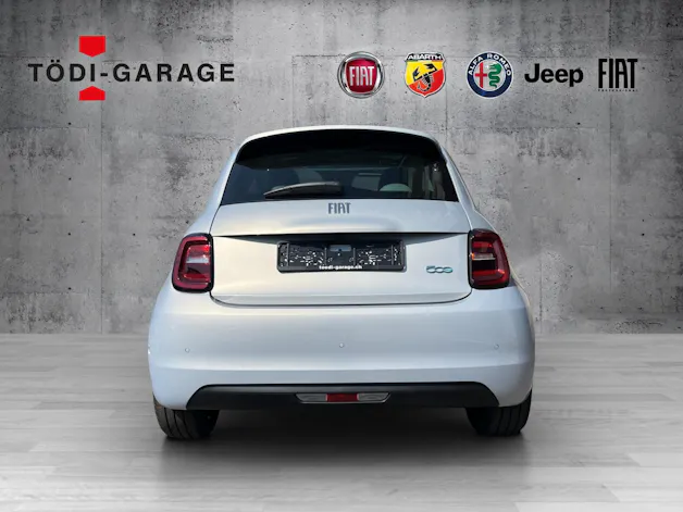 Fiat 500La Prima