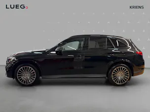 MERCEDES-BENZ GLC 300 4M - AMG / DISTRONIC / 360 Grad Kamera / Panorama-Dach / Soundsystem