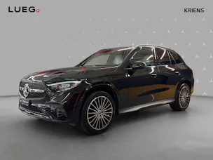 Mercedes-Benz GLC 300 4M - AMG / DISTRONIC / 360 Grad Kamera / Panorama-Dach / Soundsystem