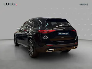 MERCEDES-BENZ GLC 300 4M - AMG / DISTRONIC / 360 Grad Kamera / Panorama-Dach / Soundsystem