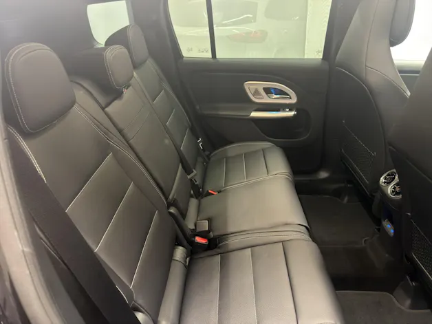 Mercedes-Benz GLB 220 AMG Line 4Matic