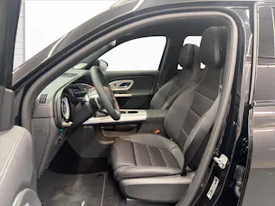 MERCEDES-BENZ GLB 220 AMG Line 4Matic