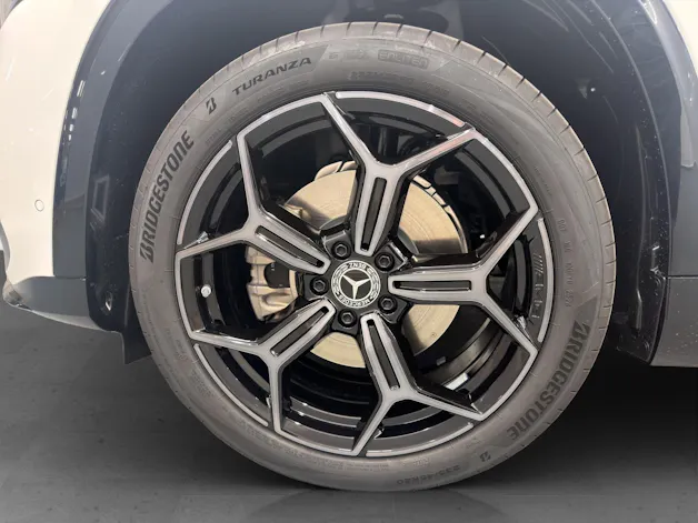 Mercedes-Benz GLB 220 AMG Line 4Matic
