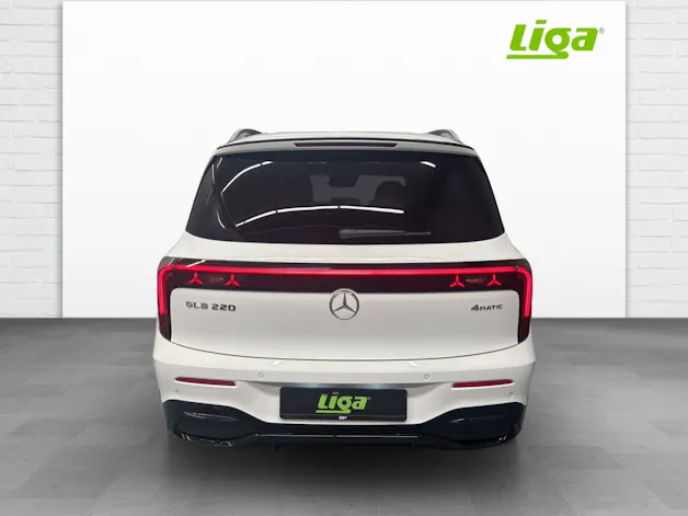 Mercedes-Benz GLB 220 AMG Line 4Matic