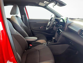 https://vehicle.imgix.net/4435276/af5d1939-ed47-4dc3-ba2c-e52474768216.jpg