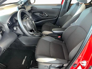 Fahrzeugbild TOYOTA Yaris Cross 1.5 VVT-i HSD Premium AWD-i