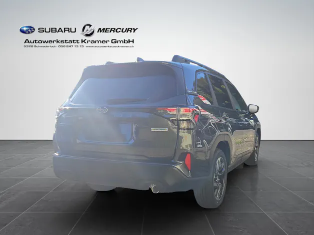 Subaru Forester Station 2.0i e-Boxer Swiss Plus