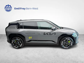 https://vehicle.imgix.net/4435312/5ba2bb23-782c-4a32-a276-ea97c4634f98.jpg