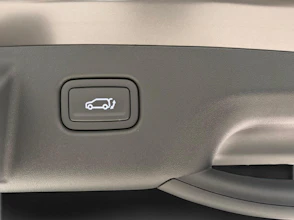 https://vehicle.imgix.net/4435312/5f37195d-3411-4d39-b808-8ecf7ebf2c06.jpg
