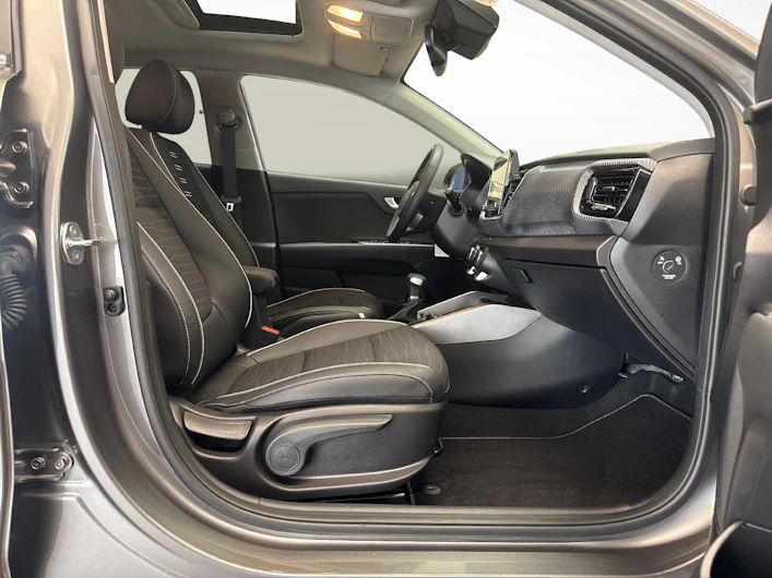 immagine del veicolo KIA STONIC