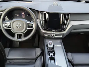 VOLVO XC60 2.0 T8 TE XCENTRIC Black Edition eAWD