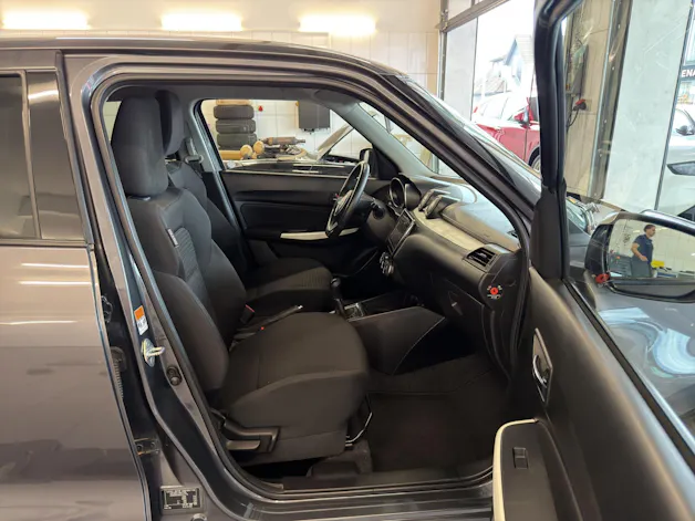Suzuki Swift 1.2 Compact Top Hybrid 4x4