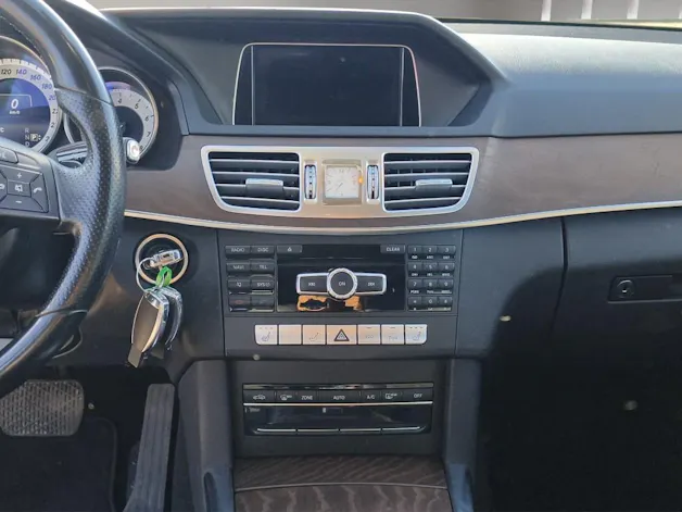 Mercedes-Benz E 200 Avantgarde Kombi