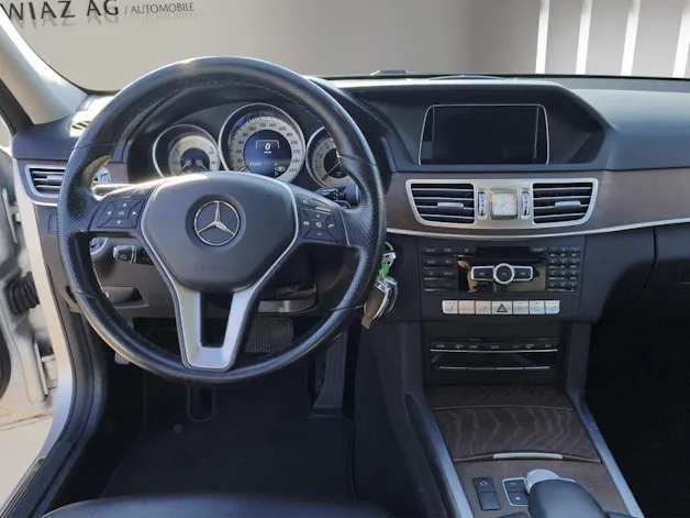 Mercedes-Benz E 200 Avantgarde Kombi