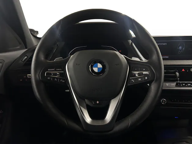 BMW 120d xDrive SAG