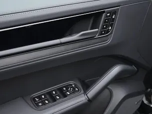 PORSCHE Cayenne E-Hybrid Coupé Black Edition